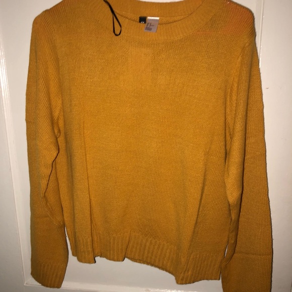 H&M sweater - Picture 1 of 2